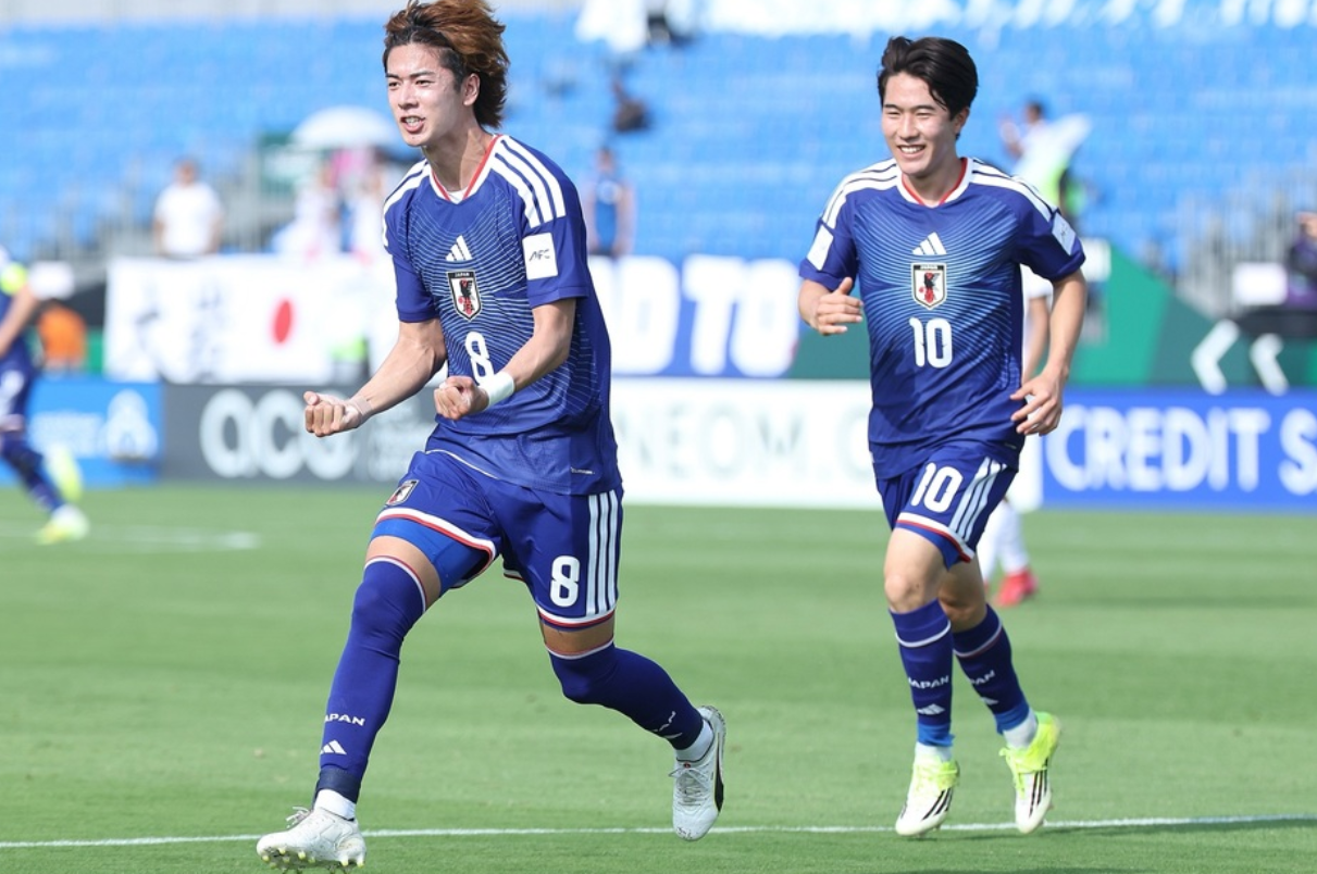 反恐精英全球攻势-U23亚洲杯险爆冷！卫冕冠军翻盘：5-3进四强 中国队成唯一0失球队